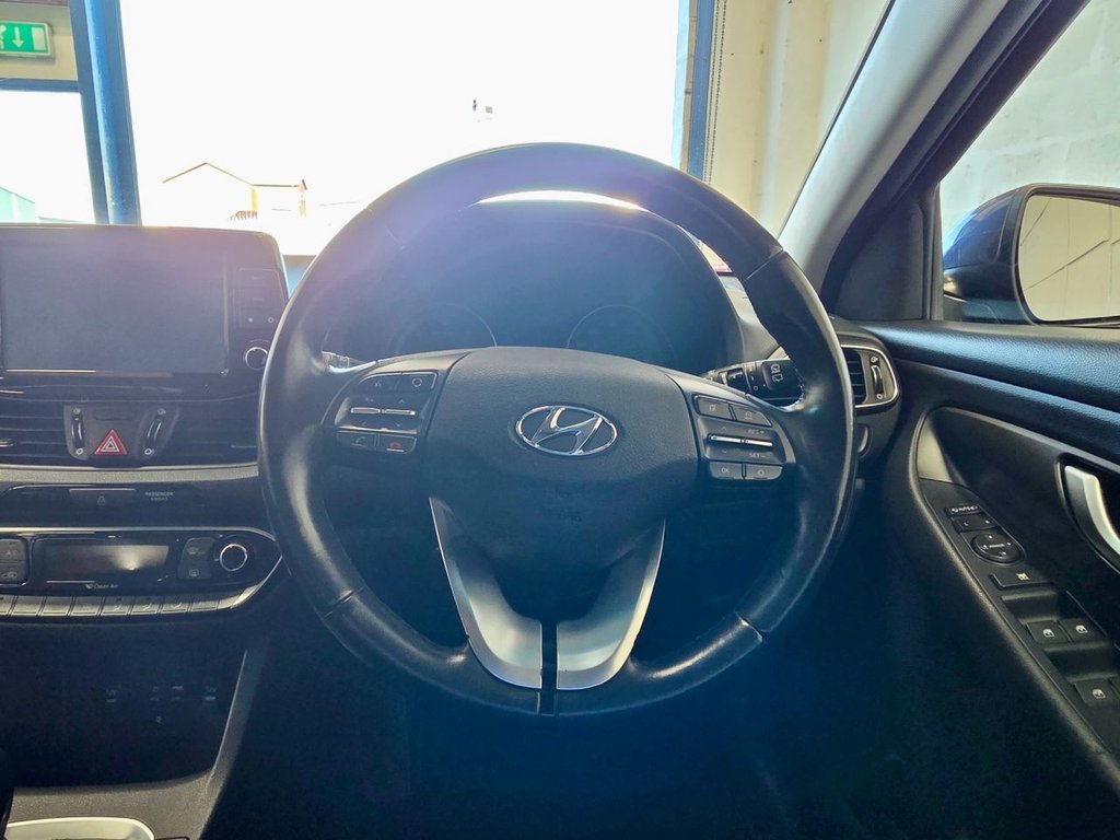 Used Hyundai i30 2017 for sale - 76185608: Photo 17