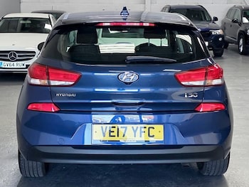 Used Hyundai i30 2017 for sale - 76185608: Photo