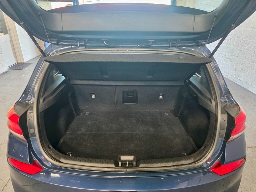 Used Hyundai i30 2017 for sale - 76185608: Photo 44