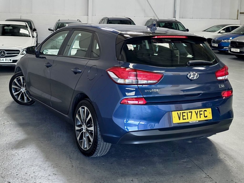 Used Hyundai i30 2017 for sale - 76185608: Photo 5