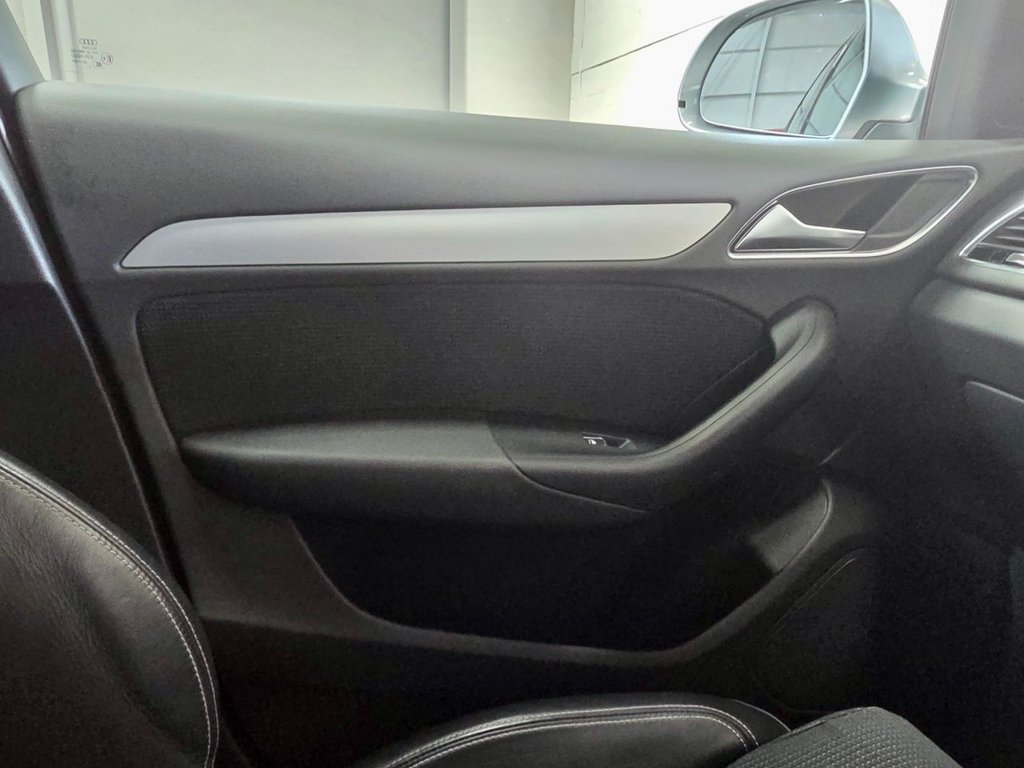 Used Audi Q3 2015 for sale - 76731197: Photo 42