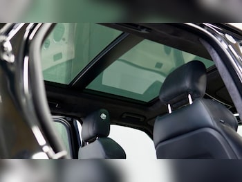 Used Land Rover Range Rover Sport 2015 for sale - 79117577: Photo