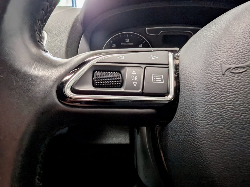 Used Audi Q3 2016 for sale - 77795002: Photo 44