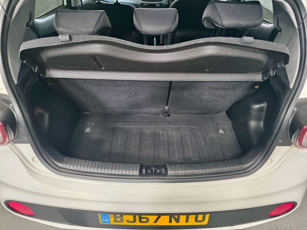 Used Hyundai i10 2017 for sale - 76210145: Photo 19