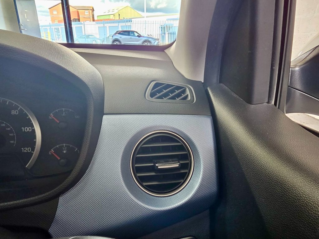 Used Hyundai i10 2017 for sale - 76210145: Photo 23