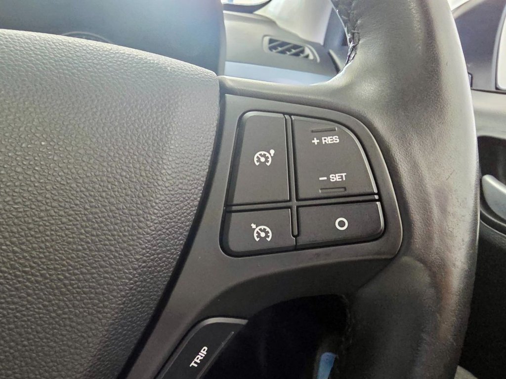 Used Hyundai i10 2017 for sale - 76210145: Photo 24