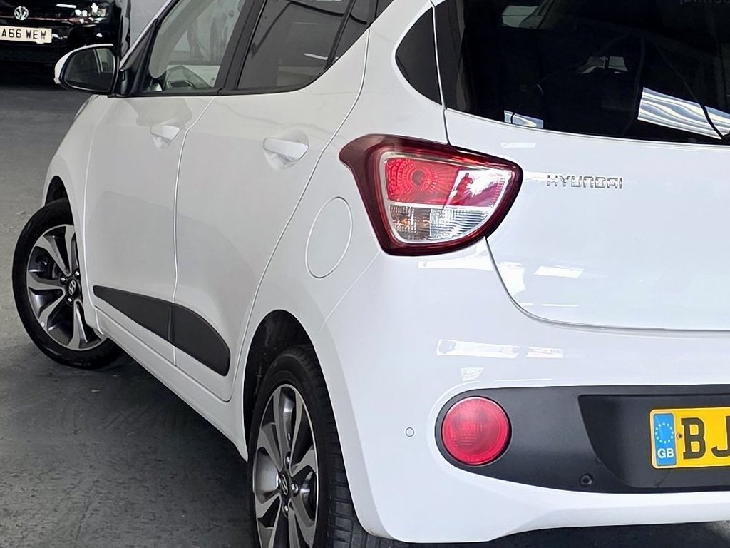 Used Hyundai i10 2017 for sale - 76210145: Photo 47