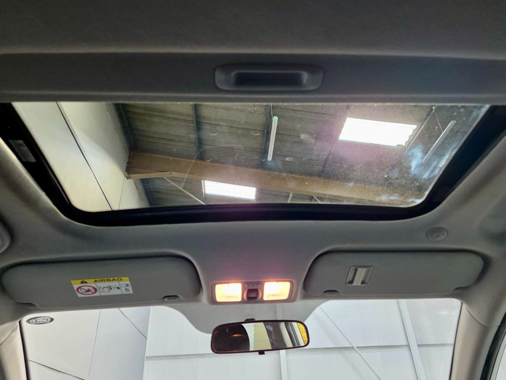 Used Hyundai i10 2017 for sale - 76210145: Photo 5