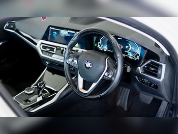 Used BMW 3 Series 2020 for sale - 78672612: Photo