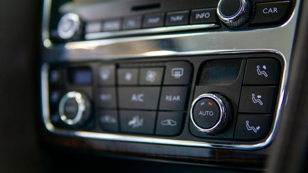 Used Bentley Continental 2014 for sale - 77967070: Photo 34