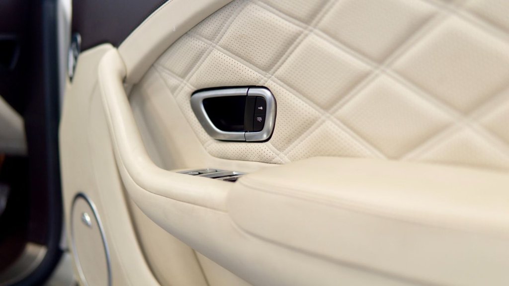 Used Bentley Continental 2014 for sale - 77967070: Photo 50