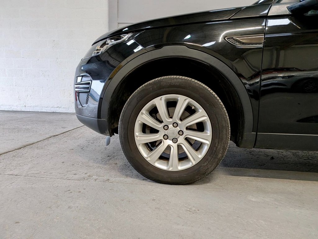 Used Land Rover Discovery Sport 2015 for sale - 77037780: Photo 11