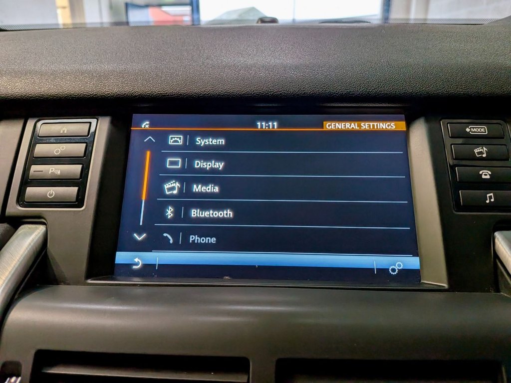 Used Land Rover Discovery Sport 2015 for sale - 77037780: Photo 22