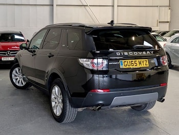 Used Land Rover Discovery Sport 2015 for sale - 77037780: Photo