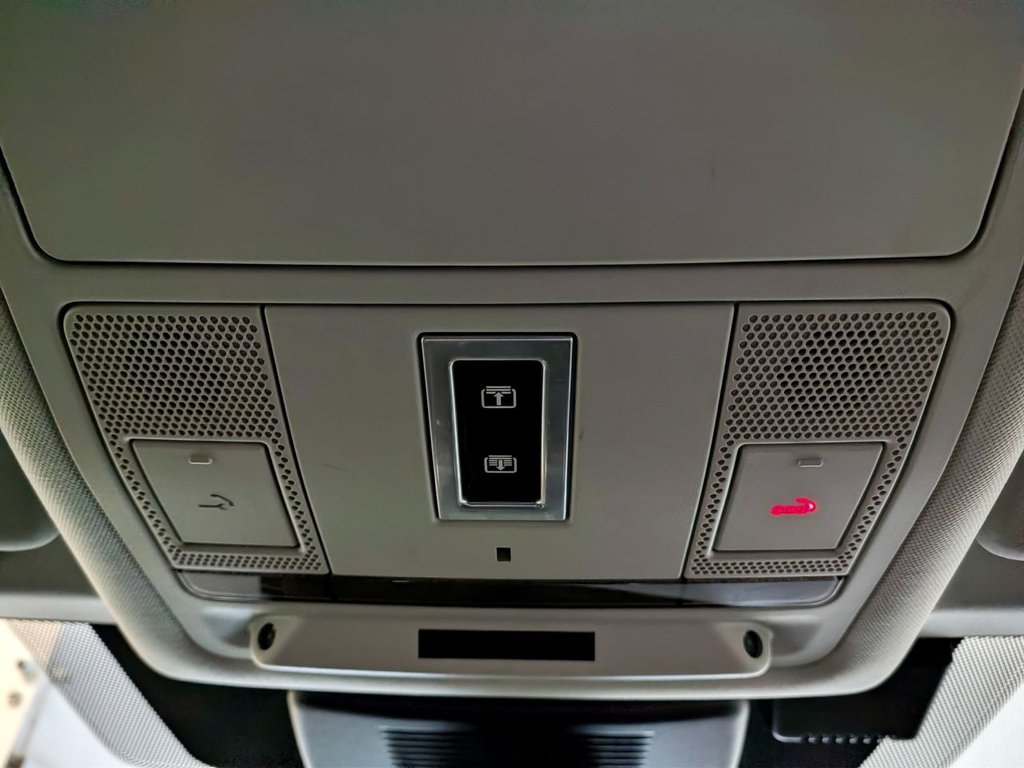 Used Land Rover Discovery Sport 2015 for sale - 77037780: Photo 30