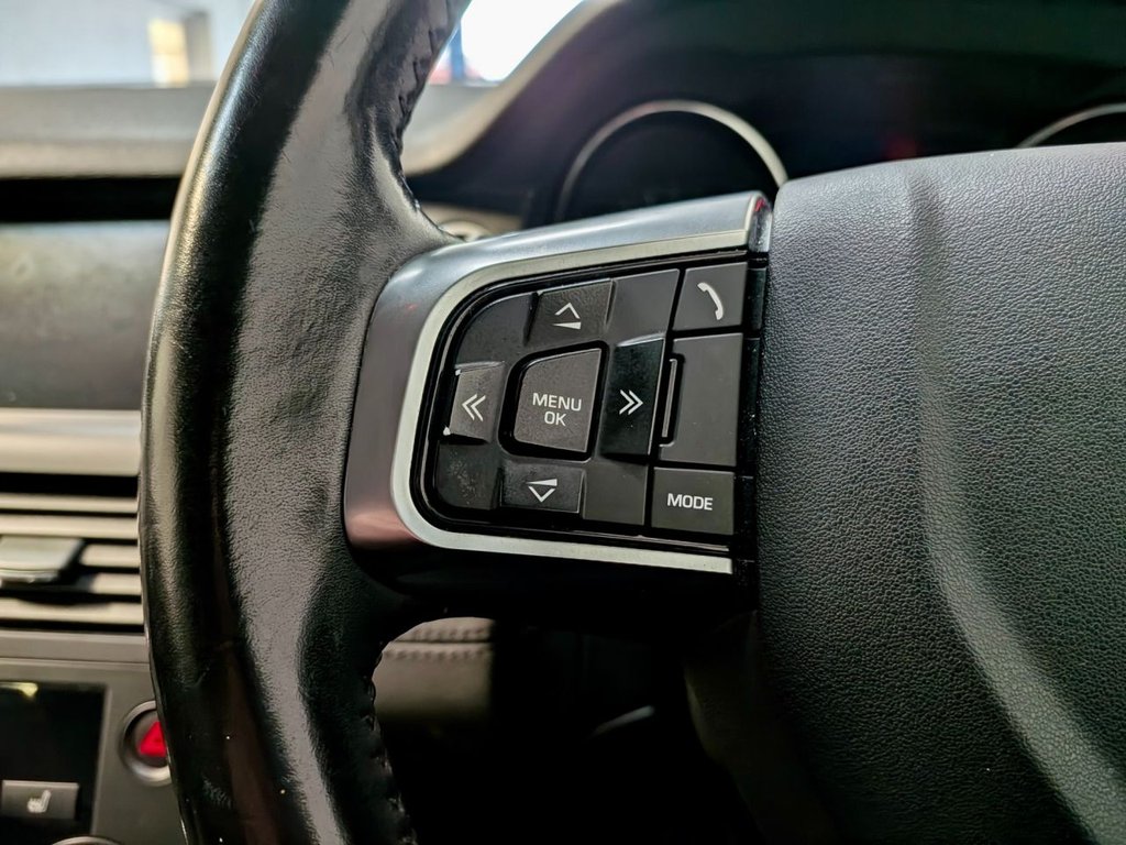 Used Land Rover Discovery Sport 2015 for sale - 77037780: Photo 41