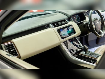 Used Land Rover Range Rover Sport 2019 for sale - 79276231: Photo