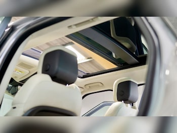 Used Land Rover Range Rover Sport 2019 for sale - 79276231: Photo