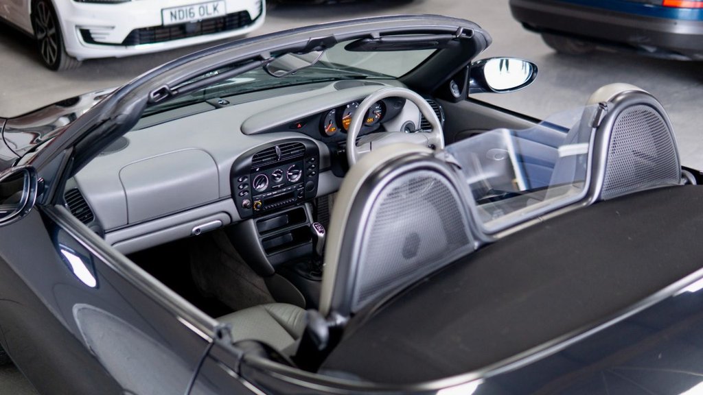 Used Porsche Boxster 2004 for sale - 78097002: Photo 23