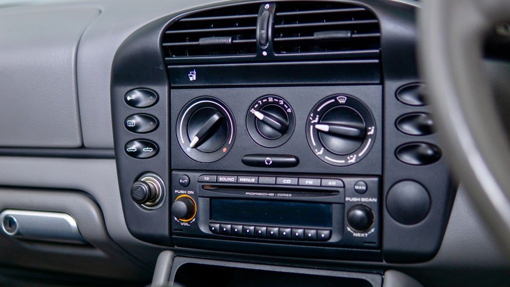 Used Porsche Boxster 2004 for sale - 78097002: Photo 32