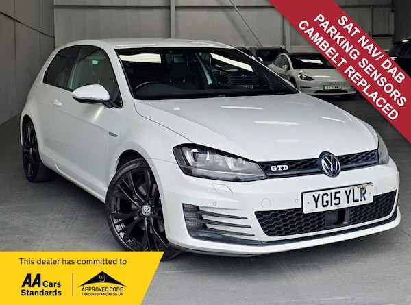 Used Volkswagen Golf 2015 for sale - 76178345: Photo 1
