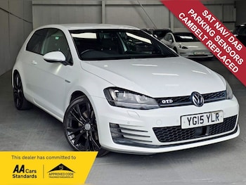 Volkswagen - Golf