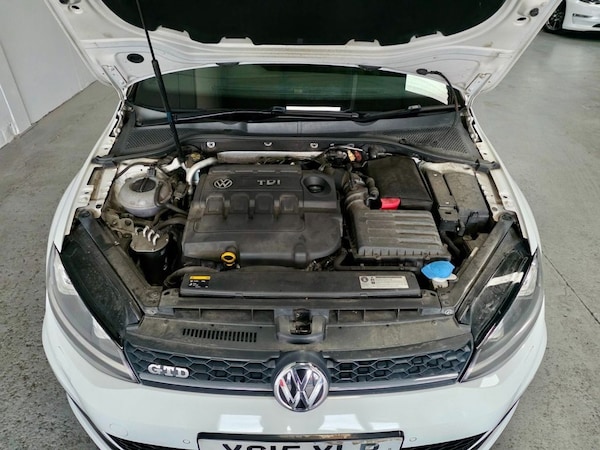 Used Volkswagen Golf 2015 for sale - 76178345: Photo 42