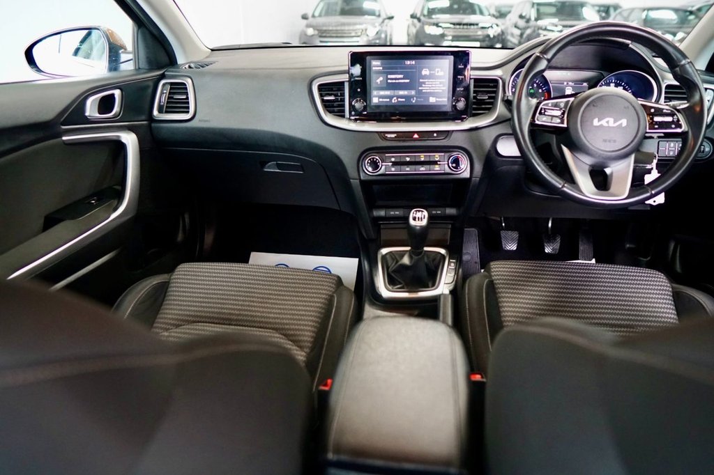 Used Kia Stonic 2018 for sale - 77826739: Photo 13