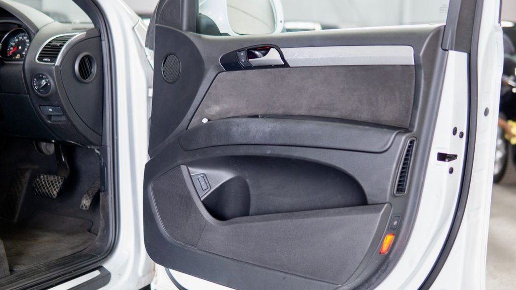 Used Audi Q7 2015 for sale - 77820889: Photo 46