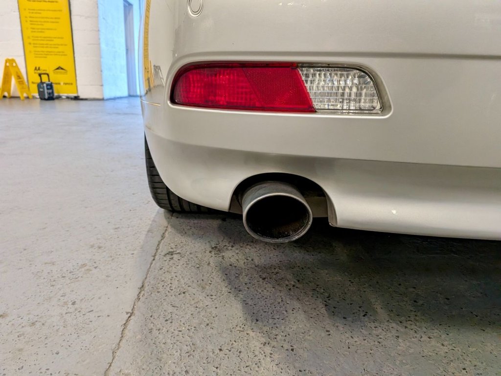 Used BMW 6 Series 2004 for sale - 77755355: Photo 12