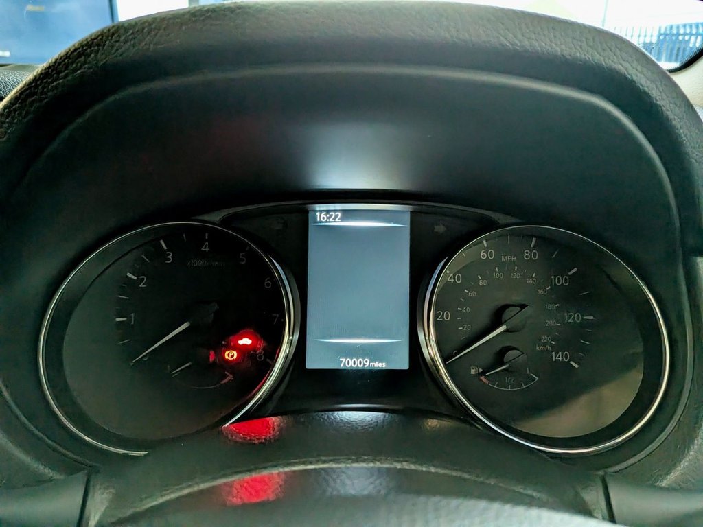 Used Nissan Qashqai 2016 for sale - 77685260: Photo 47