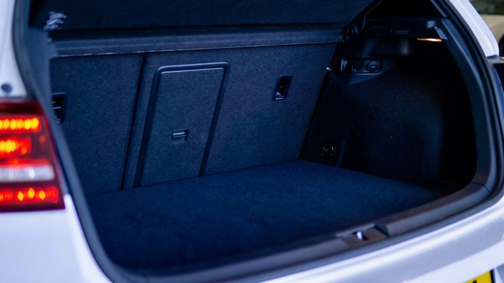 Used Volkswagen Golf 2016 for sale - 78017677: Photo 39