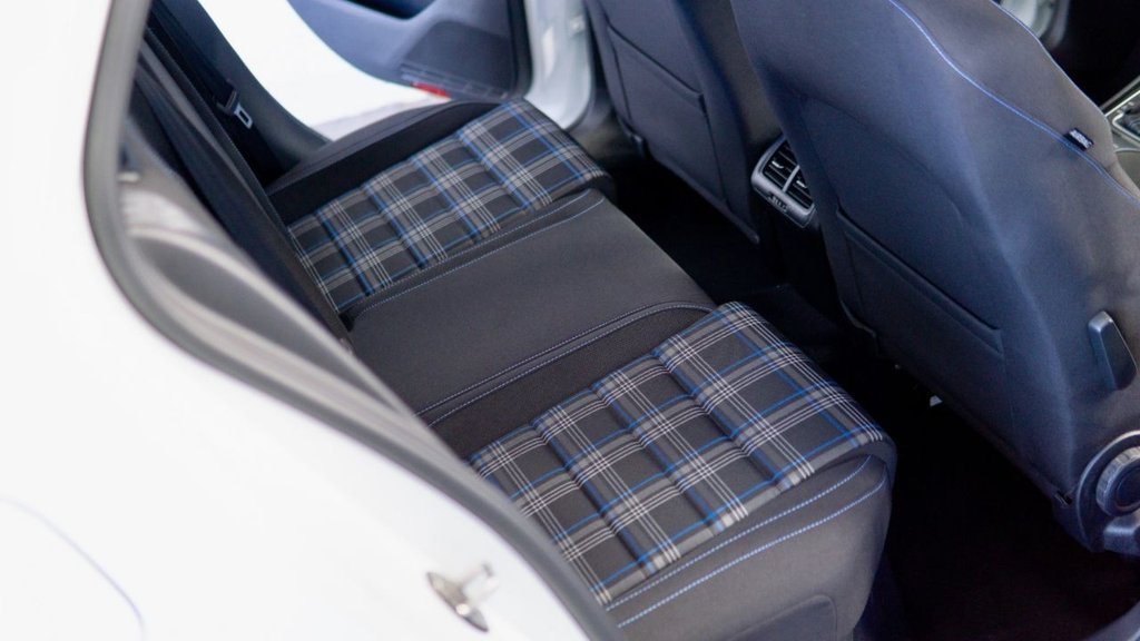 Used Volkswagen Golf 2016 for sale - 78017677: Photo 4