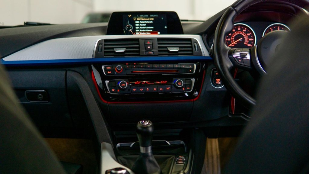 Used BMW 3 Series 2015 for sale - 77771008: Photo 24