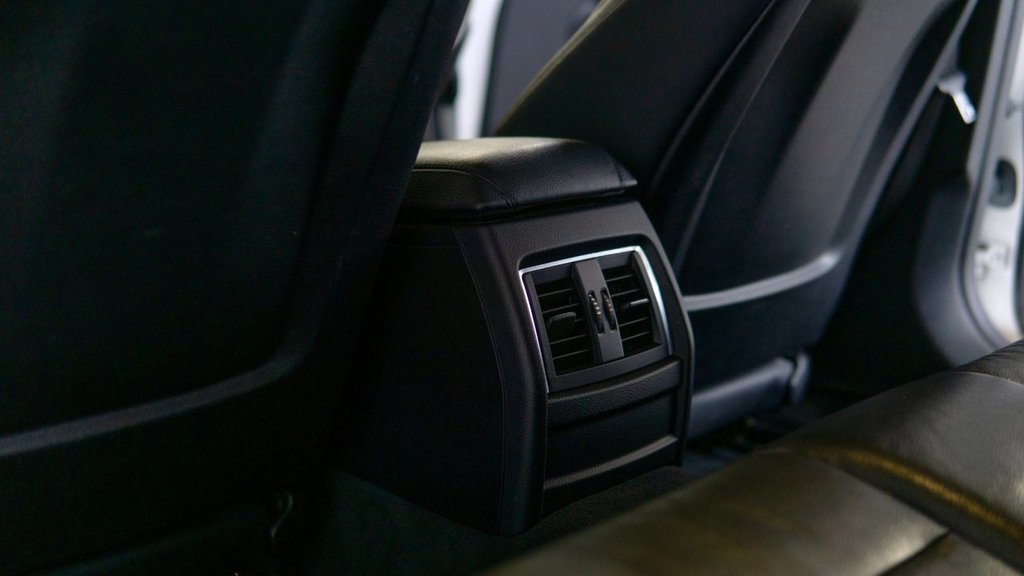 Used BMW 3 Series 2015 for sale - 77771008: Photo 26