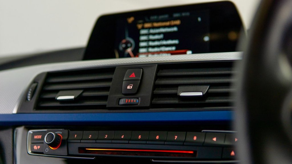 Used BMW 3 Series 2015 for sale - 77771008: Photo 30