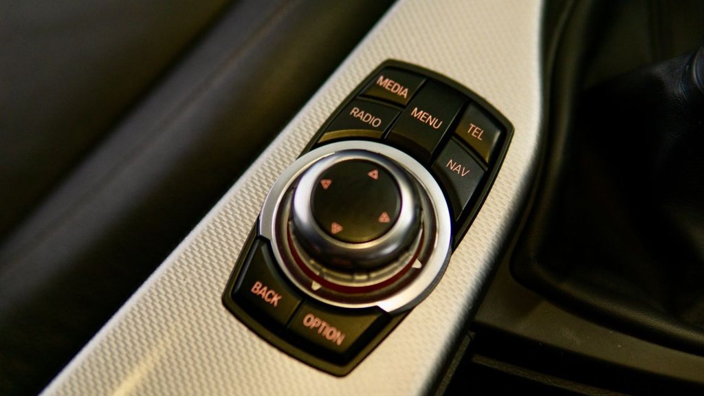 Used BMW 3 Series 2015 for sale - 77771008: Photo 32