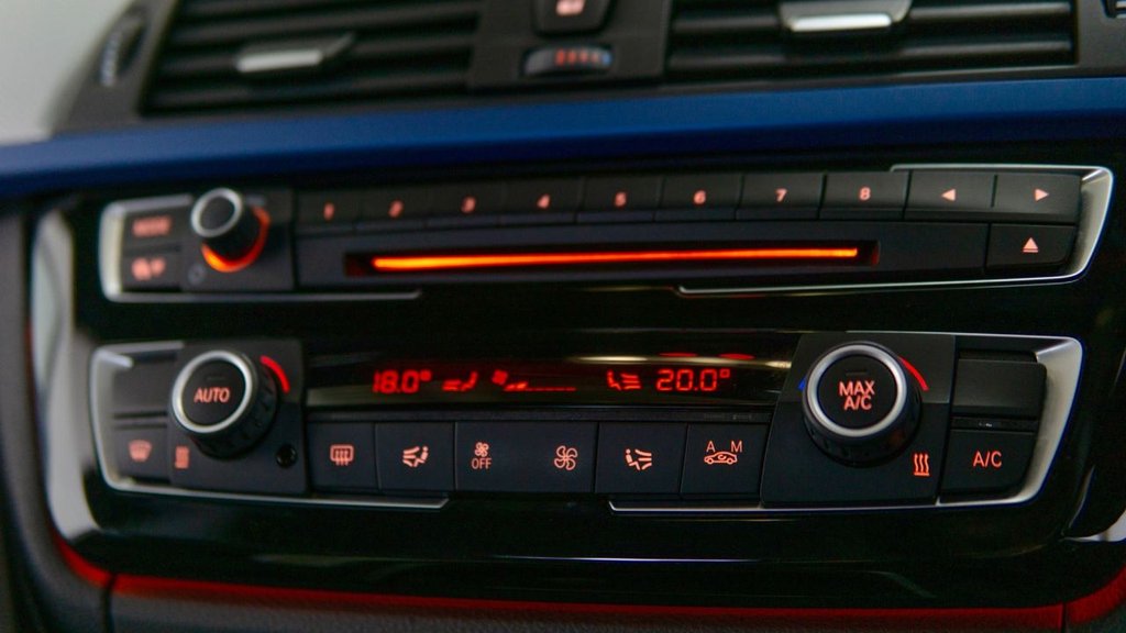 Used BMW 3 Series 2015 for sale - 77771008: Photo 36