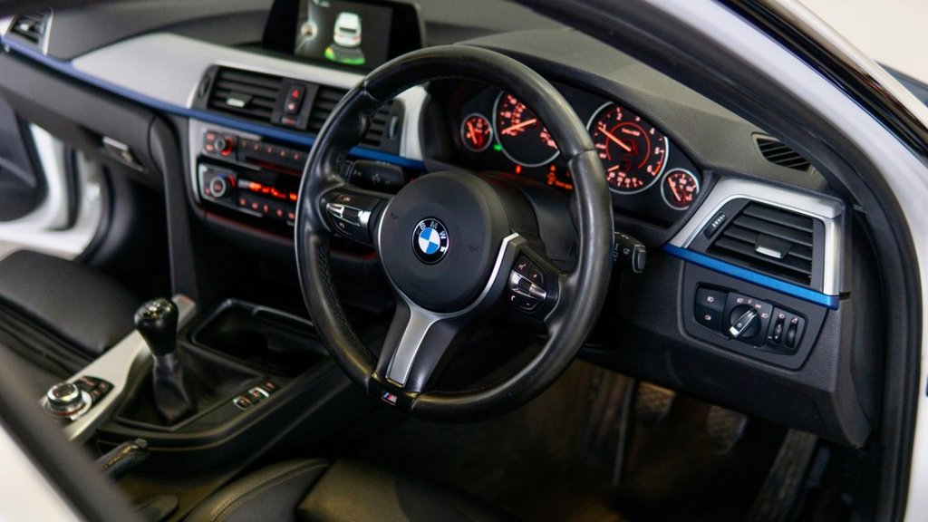 Used BMW 3 Series 2015 for sale - 77771008: Photo 43