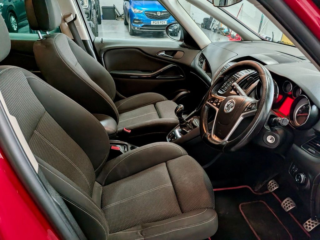 Used Vauxhall Zafira Tourer 2013 for sale - 77636779: Photo 24