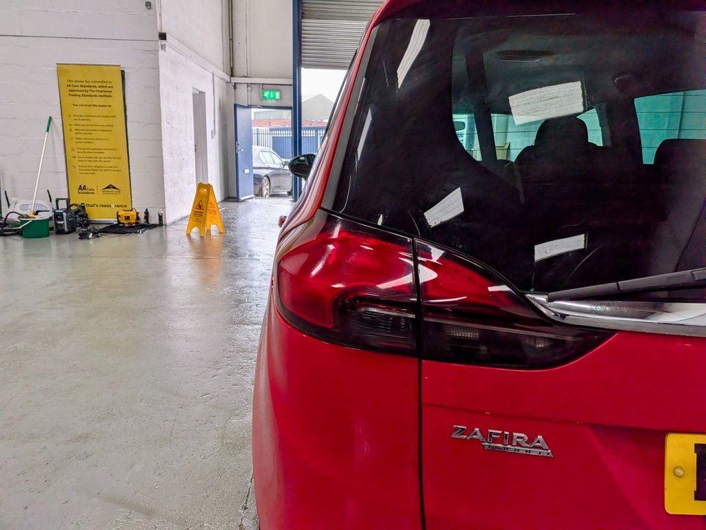 Used Vauxhall Zafira Tourer 2013 for sale - 77636779: Photo 25