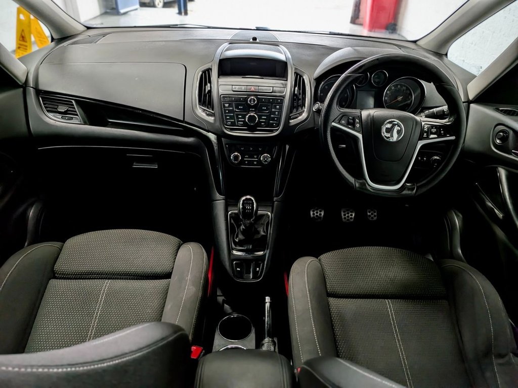 Used Vauxhall Zafira Tourer 2013 for sale - 77636779: Photo 3