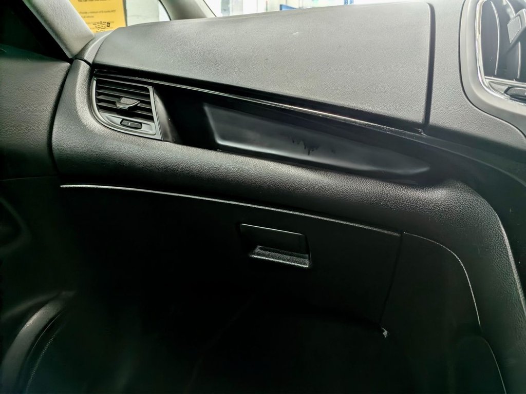 Used Vauxhall Zafira Tourer 2013 for sale - 77636779: Photo 33