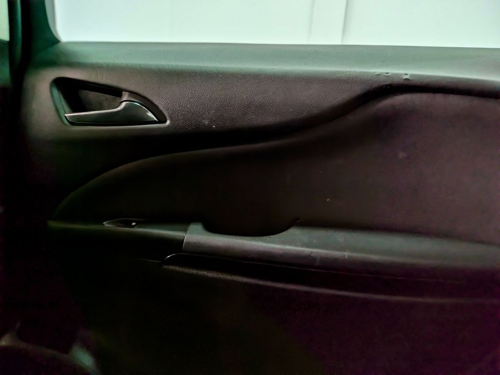 Used Vauxhall Zafira Tourer 2013 for sale - 77636779: Photo 42