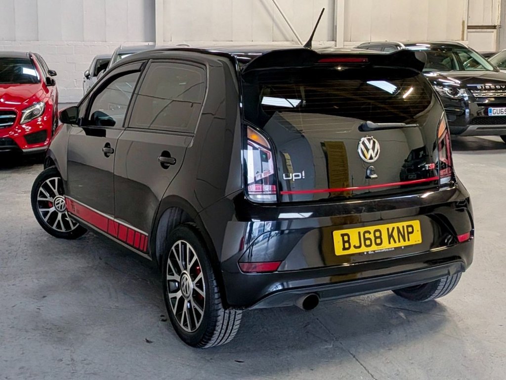 Used Volkswagen up! 2018 for sale - 77042555: Photo 2