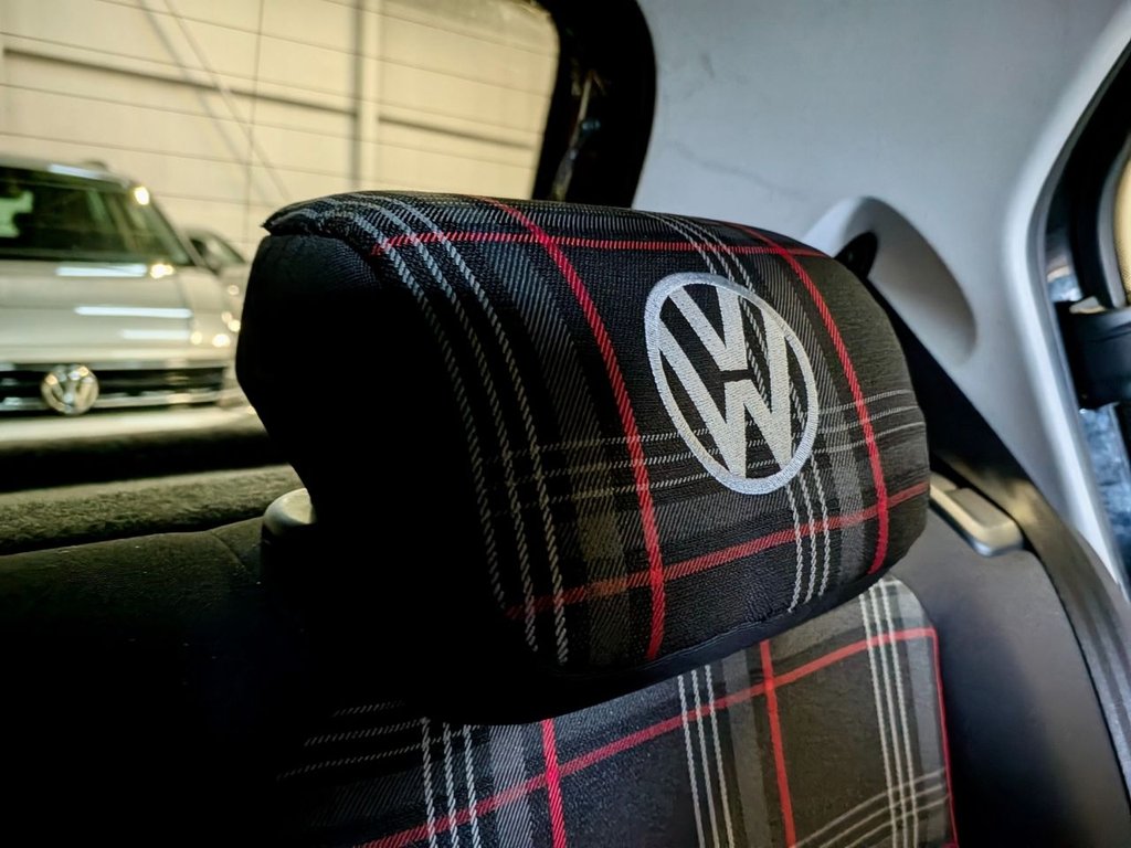 Used Volkswagen up! 2018 for sale - 77042555: Photo 29