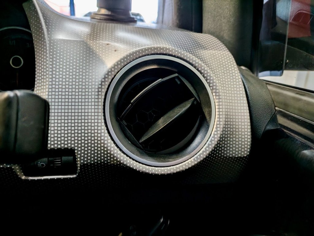 Used Volkswagen up! 2018 for sale - 77042555: Photo 38