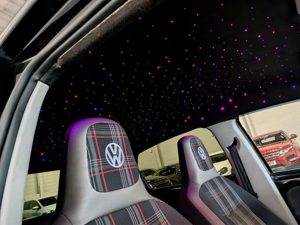 Used Volkswagen up! 2018 for sale - 77042555: Photo 39