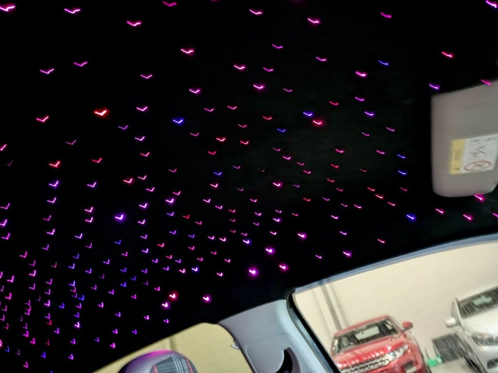 Used Volkswagen up! 2018 for sale - 77042555: Photo 40