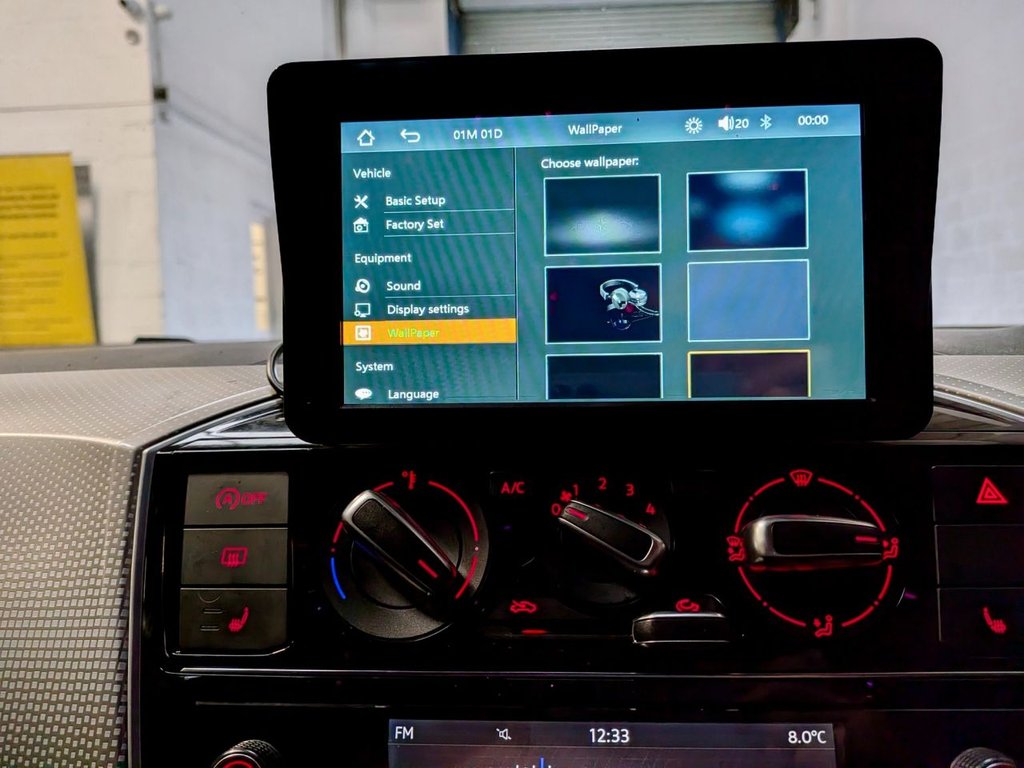 Used Volkswagen up! 2018 for sale - 77042555: Photo 41